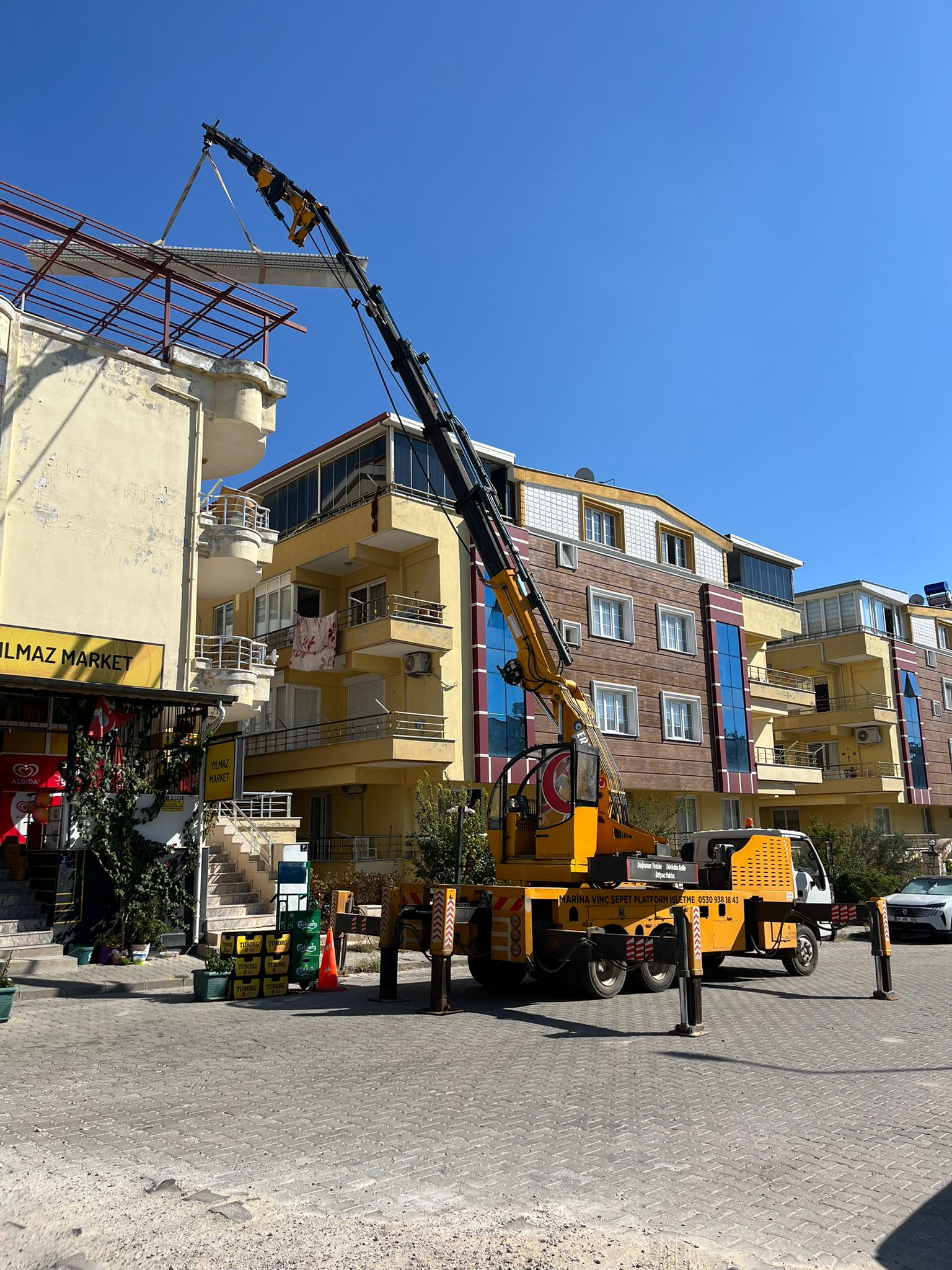 Dar Alanlarda Çalışma: Manlift Çözümleri