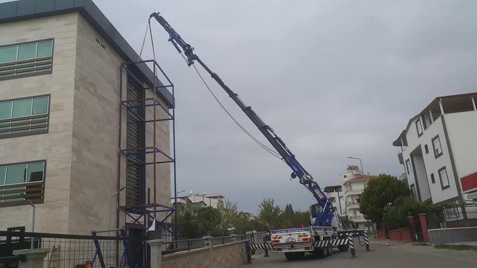 Ağır Yük Taşıma ve Kaldırmada İş Güvenliği Protokolleri