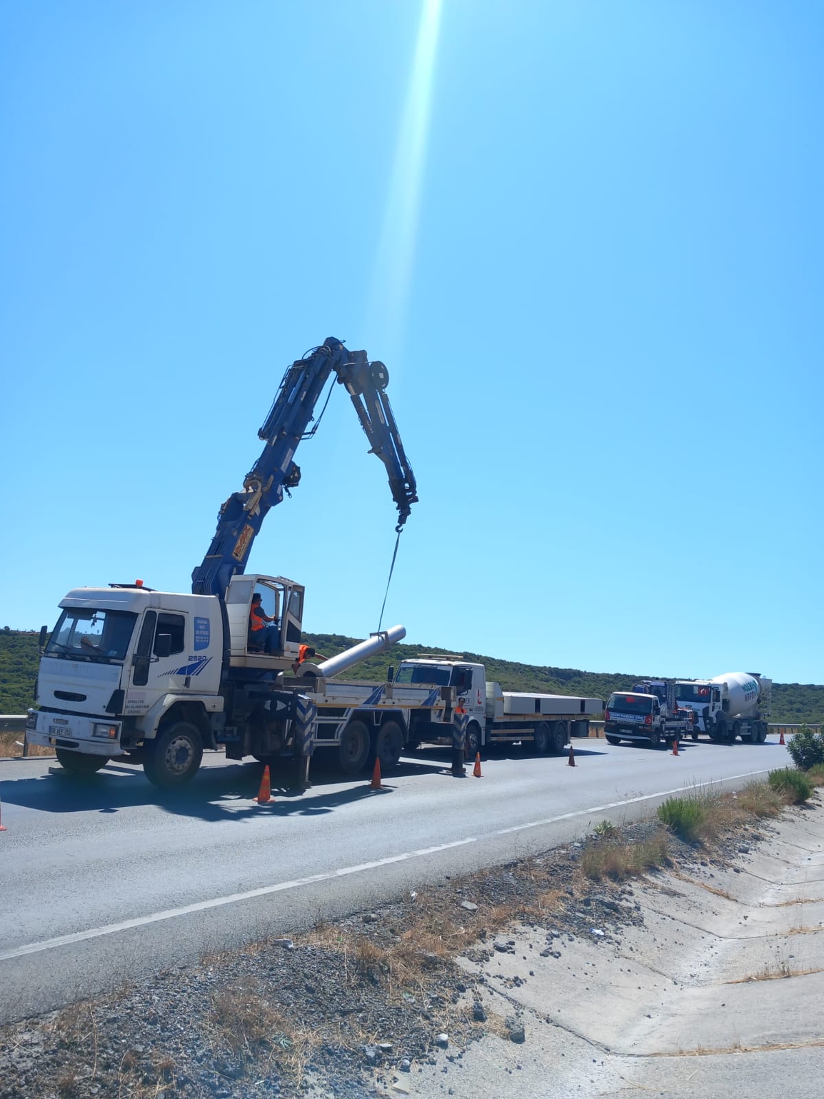 Sepetli Platformların Kullanım Alanları: Tabela Montajı